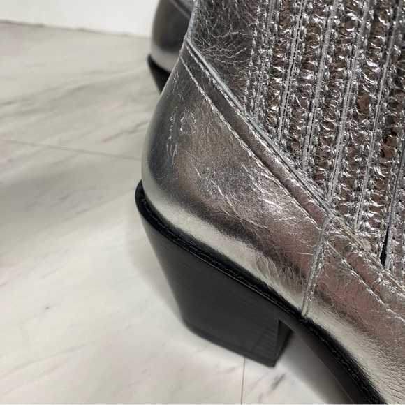 Tory Burch Western Silver Metallic Leather Bootie 5 1/2 M - Picture 9 of 16